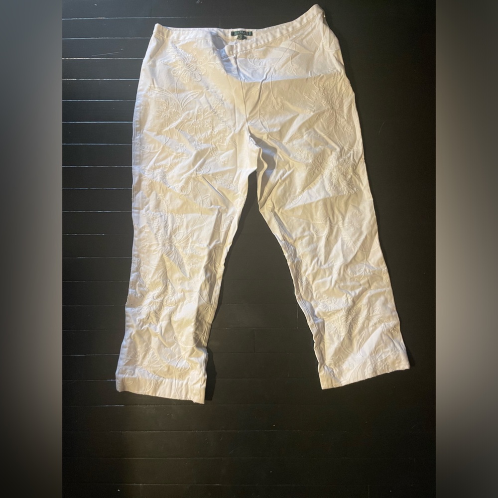 White Cropped Pants